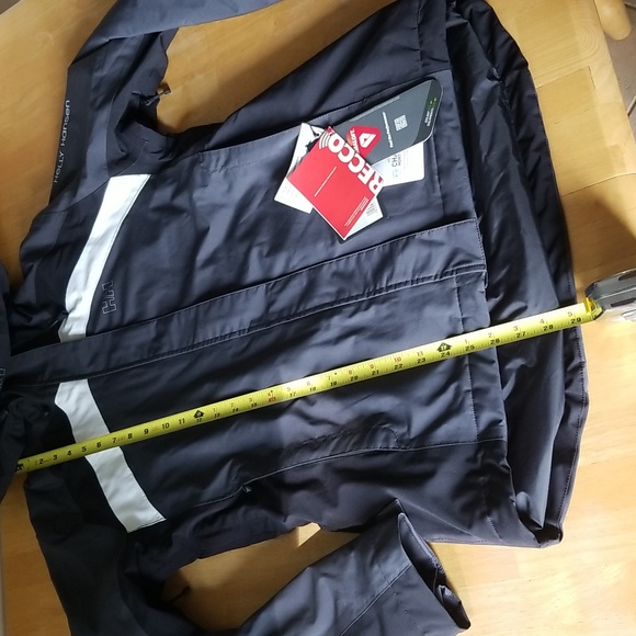 Helly Hansen Ski Jacket - Picture 9 of 16